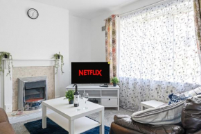 JASIG APARTMENTS - Comfy 3 Bedroom house in Nottingham, Sleeps 6